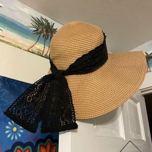 Women’s Floppy Summer Hat